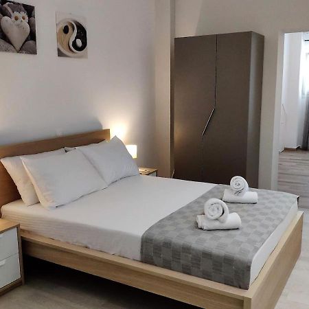 Makrýgialos Neva Apartments By The Beach מראה חיצוני תמונה
